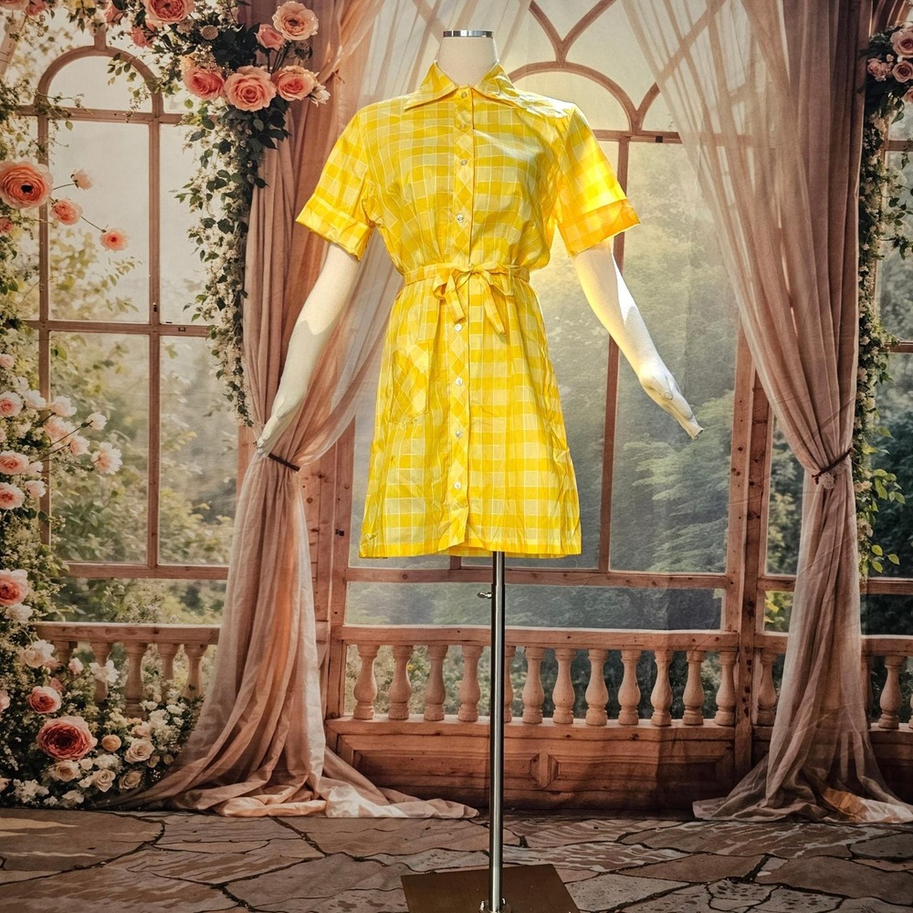 Vintage 1970s Dress Minidress Yellow Plaid Short Sleeve Buttons Pointed Collar - Picture 3 of 16